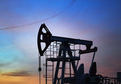    انخفاض مخزونات النفط الأمريكي 1.8 مليون برميل