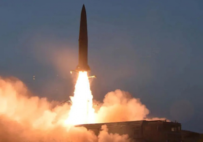 كوريا الشمالية تطلق صاروخًا باليستيًا جديدًا