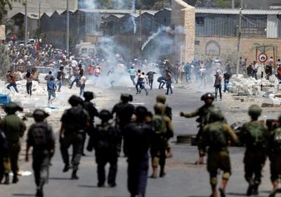 مواجهات بين الفلسطينيين والاحتلال  بالخليل