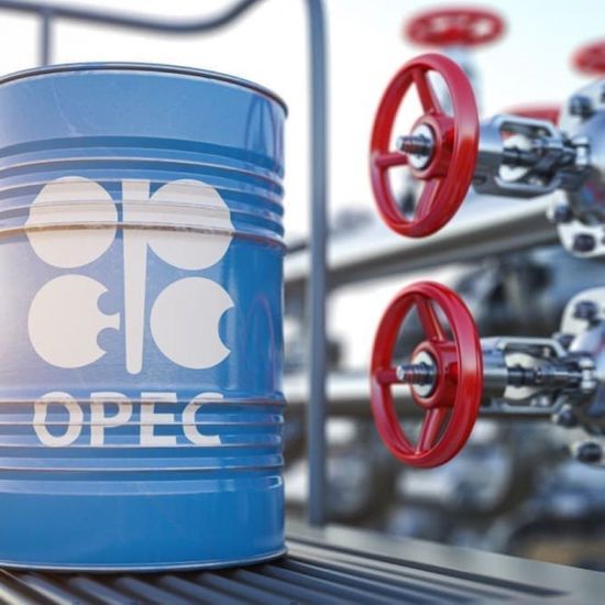 أسعار النفط ترتفع 1 % عند التسوية