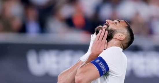 بنزيما يغيب عن مباراة خيتافي بسبب الإصابة