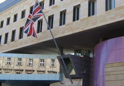 بريطانيا تحذر رعاياها من السفر للعراق