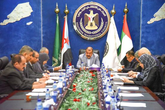 رئاسة الانتقالي تدين التصعيد الحوثي وتحذر من عرقلة اتفاق الرياض