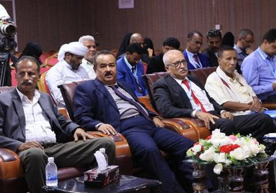 افتتاح مؤتمر المهرة عبر التاريخ بالغيضة