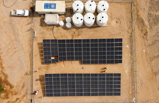 مشروع تحليه مياه في منطقة بور بسيئون