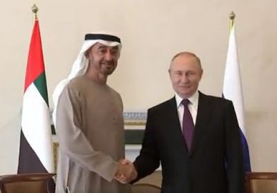 بالفيديو.. لحظة استقبال بوتين للشيخ محمد بن زايد في روسيا