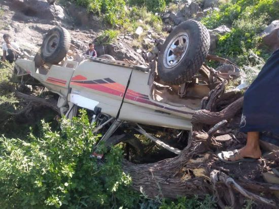 وفاة سيدة وحفيدها في انقلاب سيارة بجحاف