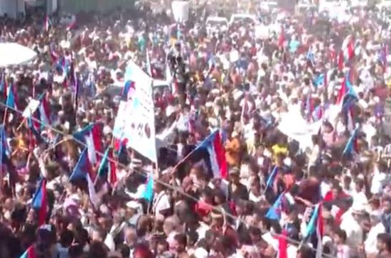 آلاف المواطنين يشاركون في احتفالية 14 أكتوبر بردفان