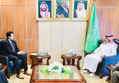 الغيثي يلتقي السفير السعودي.. ويؤكد على وحدة الموقف والهدف