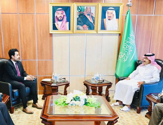 الغيثي يلتقي السفير السعودي.. ويؤكد على وحدة الموقف والهدف