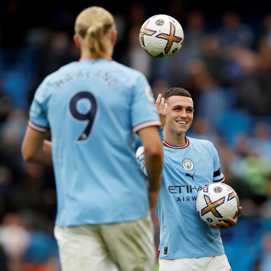 بث مباشر.. مباراة القمة الإنجليزية بين مانشستر يونايتد وليفربول