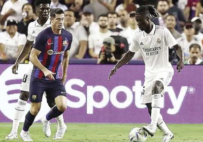 بنزيما يتقدم للريال في الكلاسيكو