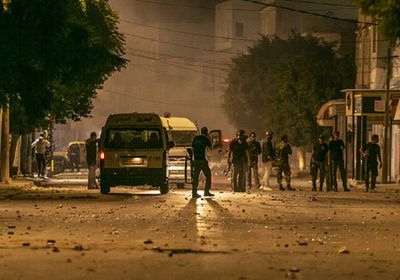 تجدد المواجهات بين المحتجين والشرطة التونسية