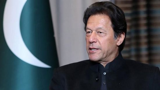 عمران خان يمنح الحكومة الباكستانية أيامًا للإعلان عن انتخابات
