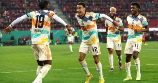 بايرن ميونخ يفوز على أوجسبورج بخماسية