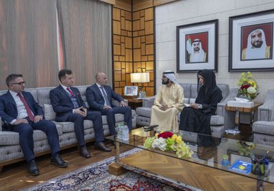 بن راشد يبحث مع رئيس وزراء مقدونيا تطوير العلاقات بين البلدين