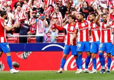 انتهاء الشوط الأول بين أتلتيكو وريال بيتيس بالتعادل السلبي