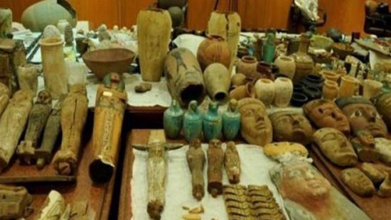 ضبط 12 متهمًا بتجارة الآثار في العراق