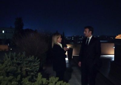 ميلوني تلتقي ماكرون بعيدًا عن وسائل الإعلام