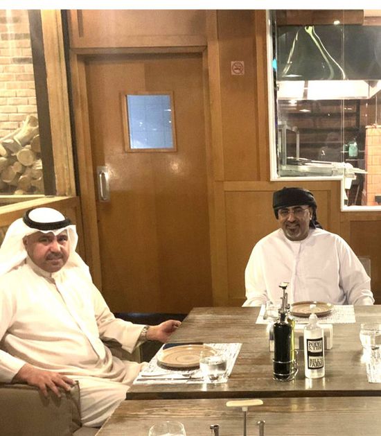 خلال حوار على العشاء.. الشليمي برفقة الرئيس الزُبيدي في الإمارات