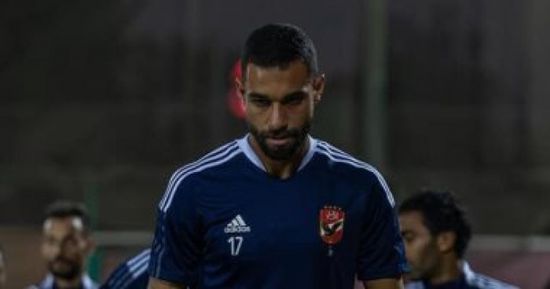 الأهلي يفكر في تغيير طريقة اللعب أمام الزمالك