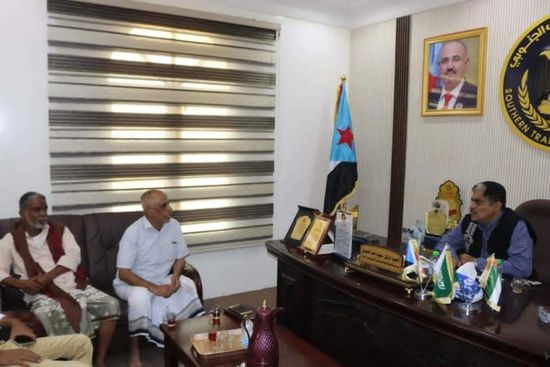 انتقالي حضرموت يطلع على احتياجات الديس الشرقية من المشاريع