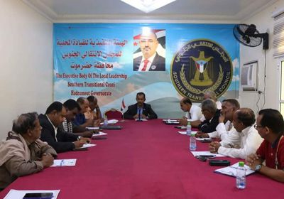 انتقالي حضرموت يطالب التحالف بتسليح نوعي للنخبة