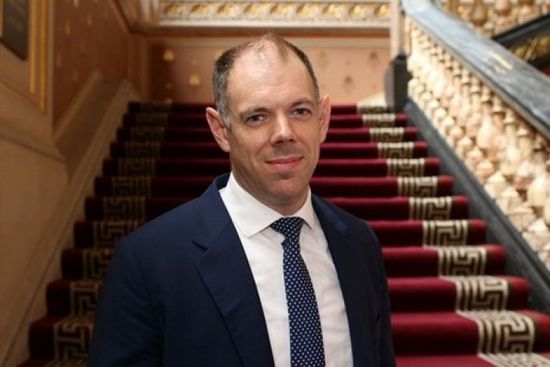 السفير البريطاني: الهجوم الحوثي على الضبة تصعيد خطير