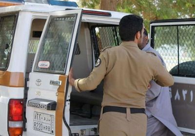نصفهم يمنيون.. ضبط 585 متسللا إلى الحدود السعودية