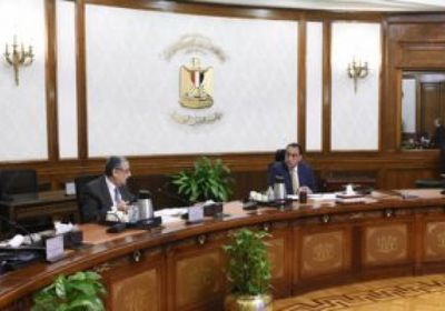 رئيس الحكومة المصرية يبحث مع المحافظين خطة الشتاء