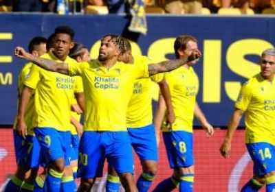 أتلتيكو مدريد يخسر أمام قادش بالدوري الإسباني