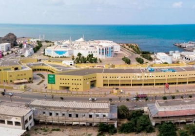 بعد توقف 16 عاما.. مستشفى عدن العام يبدأ أول دوام رسمي