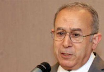 الجزائر تعلن نجاح القمة العربية