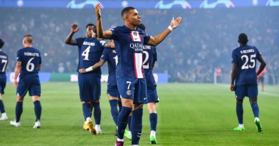باريس سان جيرمان يضرب يوفنتوس بثنائية