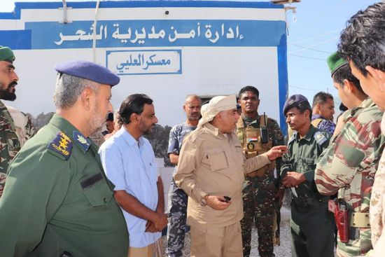 مدير أمن ساحل حضرموت يزور إدارة شرطة الشحر