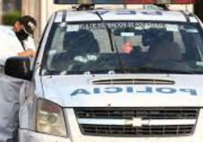 إصابة 15 ضابطا في أعمال شغب بالأكوادور 