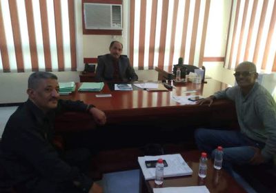 نيابة شمال عدن وإدارة مكافحة المخدرات تتفقان على تعزيز التعاون