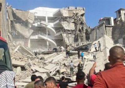 انهيار مبنى تجاري في بغداد