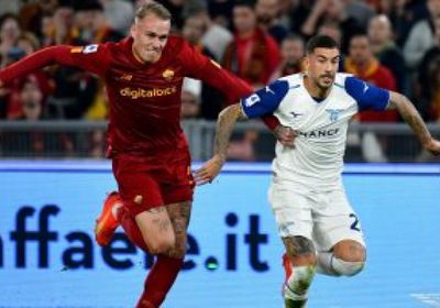 لاتسيو يحبط انتفاضة روما في الدوري