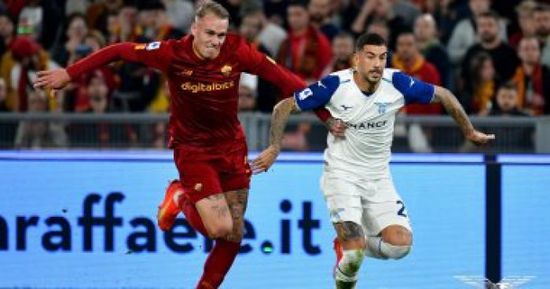 لاتسيو يحبط انتفاضة روما في الدوري