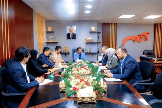 لملس يطالب بمواصلة العمل بآليات إعادة المهاجرين غير الشرعيين