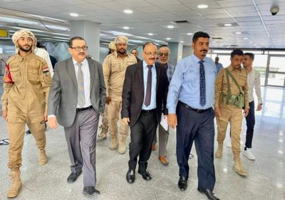 وزير النقل يكلف باستلام أرض مشروع مركز صيانة الطائرات