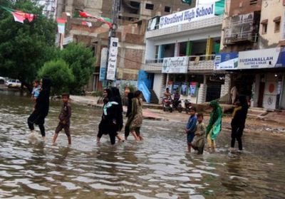 باكستان تطلب دعمًا للأسر المتأثرة بالفيضانات