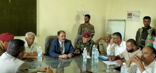 رئيس انتقالي الضالع يبحث آلية صرف حوافز المعلمين