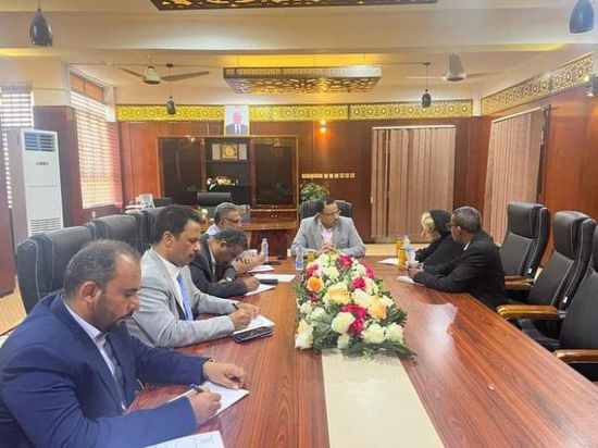 السقطري: ندعم مشاريع تطوير القطاعين الزراعي والسمكي