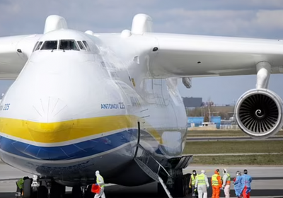 أوكرانيا تعيد بناء أكبر طائرة شحن سرًا