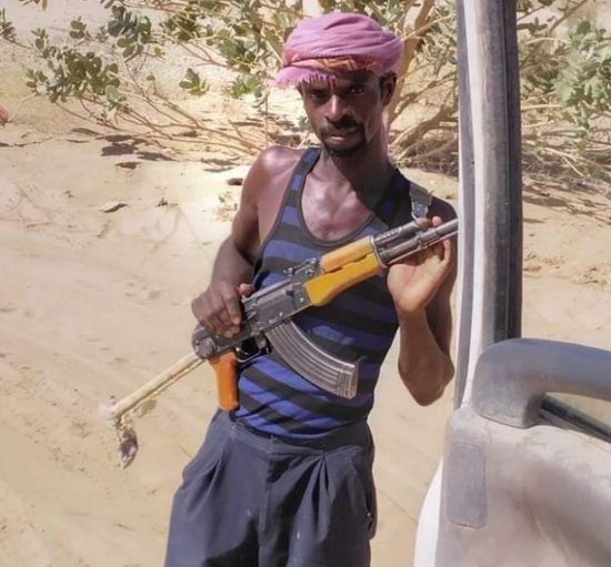 مهاجر إثيوبي يقتل امرأتين طعنا في مرخة السفلى