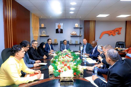 لملس ولوتسيما يتفقان على دعم ميناء عدن