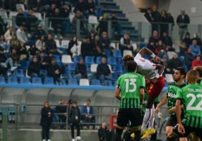 روما يتعادل ساسولو سلبيًا بالدوري الإيطالي