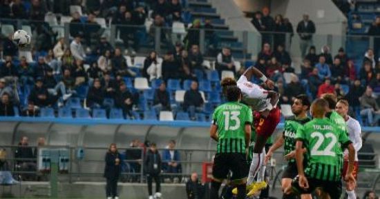 روما يتعادل ساسولو سلبيًا بالدوري الإيطالي